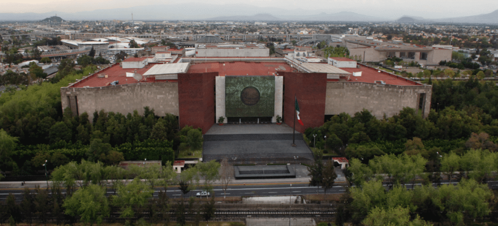 palacio-de-san-lazaro